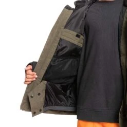 Quiksilver Boys Ridge Jacket -Obermeyer Store fw23 quiksilver boysridgejacket grapeleaf 4